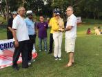 rita-widyasari-pegangpiala_20150601_054431.jpg