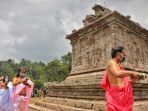 ritual-resik-resik-candi-acara-virtual-festival-gedongsongo_20201111_132920.jpg