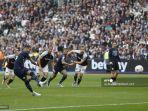 riyad-mahrez-gagal-mengeksekusi-penalti.jpg