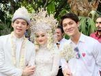 rizky-billar-saat-hadir-ke-pernikahan-dinda-hauw-dan-rey-mbayang.jpg