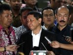 rj-lino-diperiksa-9-jam-oleh-bareskrim-polri_20151109_220018.jpg