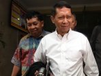 rj-lino-kembali-diperiksa-bareskrim-polri_20160106_154449.jpg