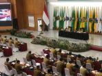 rnavian-saat-memberikan-papv.jpg