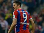 robert-lewandowski-daribelakang_20141122_235858.jpg