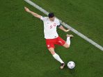 robert-lewandowski-gagal-membawa-kemenangan_20221123_012412.jpg