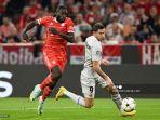 robert-lewandowski-kanan-dan-pemain-bertahan-bayern-munich.jpg