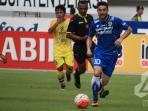 robertino-pugliara-persib-bandung_20161024_155734.jpg