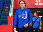 roberto-mancini-keluarlatihan.jpg