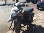 roda-ban-depan-honda-vario-techno-110-diganti-pakai-donat-kocak-lucu-gambar-gresik.jpg