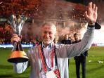 roman-abramovic-senang-chelsea-juara-dunia.jpg