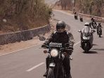 rombongan-biker-artis-mengunjungi-korban-gempa-lombok_20181015_201307.jpg