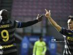romelu-lukaku-merayakannya-dengan-penyerang-inter-milan-asal-argentina-lautaro-martinez-kanan.jpg