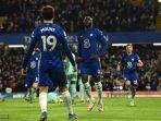 romelu-lukaku-tengah-dan-mason-mount.jpg
