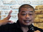 romo-benny-pembicara-diskusi-setya-novanto-mundurlah_20151201_110103.jpg