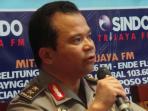 ronny-sompie_polri_20141121_20141122_015949.jpg