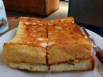roti-bakar-gempol-kuliner-legendaris-di-bandung-yang-cocok-untuk-sarapan.jpg