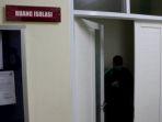 ruang-isolasi-rsud-waled.jpg