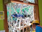ruang-kelas-sdn-gentong-pasuruan-yang-atapnya-ambruk-2.jpg