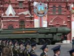 rudal-nuklir-Rusia-di-Lapangan-Merah-Moskow-Rusia.jpg