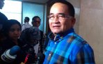 ruhut-sitompul-di-gedung-dpr_20141113_180511.jpg