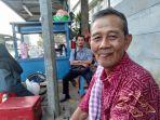 rukman-73-pedagang-kopi-di-depan-rs-tebet.jpg