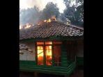 rumag-warga-di-cibeber-dibakar-anak-sendiri.jpg