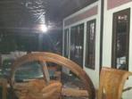 rumah-anggota-kpu-manado_20151114_050004.jpg