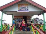 rumah-baca-bajo-bahari-di-buton_20170522_082145.jpg