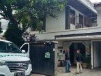 rumah-duka-mendiang-august-pa.jpg