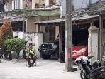 rumah-john-kei-dijagain-polisi.jpg