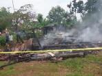 rumah-kebakaran_20160604_174658.jpg