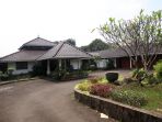 rumah-kontrakan-pt-first-travel_20170823_175957.jpg
