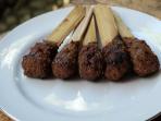 rumah-makan-mang-boo-bali-menu-kerbau_20150525_145720.jpg