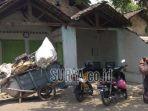 rumah-muhanjar-sidik-41-di-dusun-mayangan-desa-srikatonkecamatan-ngantru.jpg