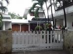 rumah-pribadi-wakil-presiden-jusuf-kalla-di-makassar_20160115_180028.jpg