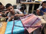 rumah-produksi-bahan-kulit-ular-umkm-binaan-bi_20171010_111659.jpg