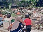 rumah-roboh23456.jpg