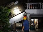 rumah-roboh_20180730_095231.jpg
