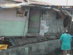 rumah-songa-di-jakarta-utara_20160921_084406.jpg