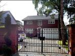 rumah-steven-gerrard_20150427_135238.jpg