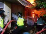 rumah-terbakar-di-solo_1.jpg