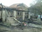 rumah-terbakar_20151002_230239.jpg