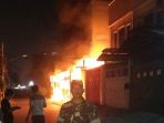 rumah-terbakar_20180910_234006.jpg