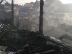 rumah-usia-250-tahun-di-palembang-ini-hangus-terbakar-ini-penyebabnya_20170503_162618.jpg