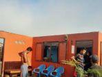 rumah-warga-di-medan-labuhan-diterjang-puting-beliung.jpg