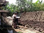 rumah-warga-tiba-tiba-ambruk_20180318_124558.jpg