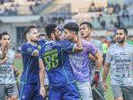 rusuh-persib-bali-united.jpg