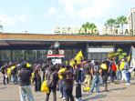 Tolak RUU KUHAP, Mahasiswa UI hingga Koalisi Sipil Gelar Demo di Gedung DPR Jakarta