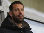 ruud-van-nistelrooy-peganggelasss_20160204_104122.jpg