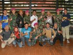 sabar-gorby-dan-tim-exspedisi-indonesia-kembali-ke-tanah-air_20160318_143841.jpg